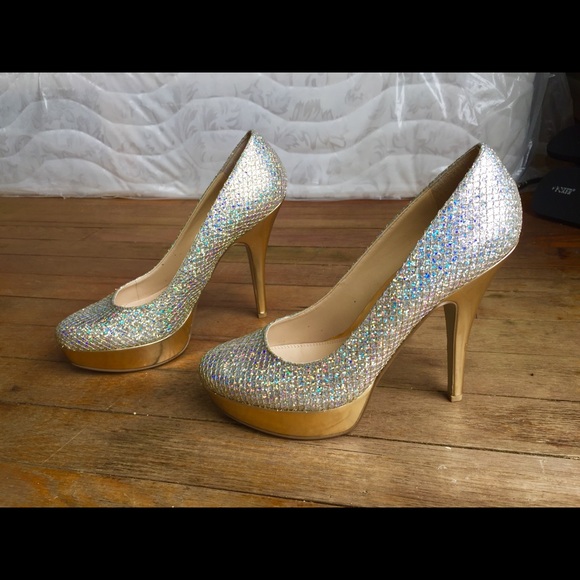 Mermaid Heels -Like New - Picture 5 of 8